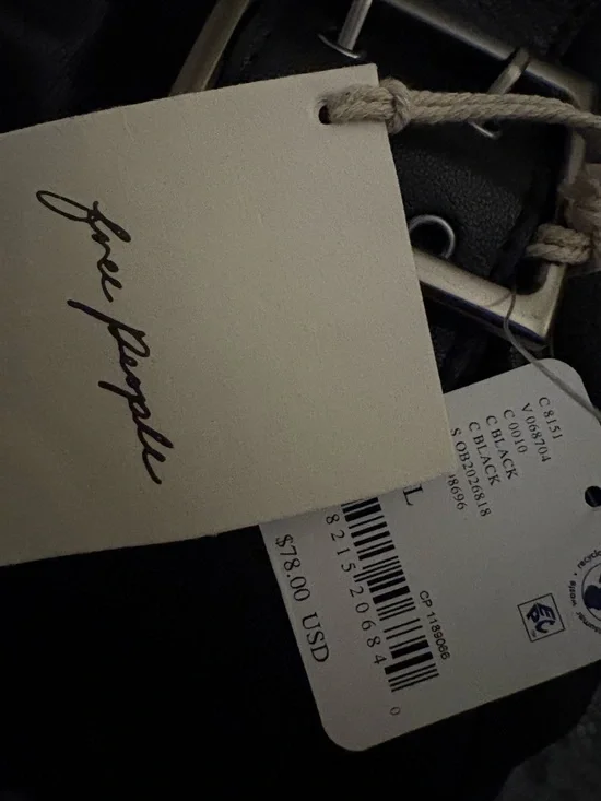 OS - NWT - Free People - Arm Candy - Black Leather Shoulder Bag - Picture 6 of 17